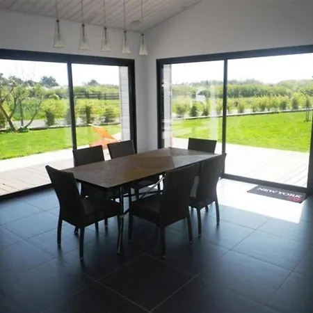House Superbe Maison, Decoree Avec Gout